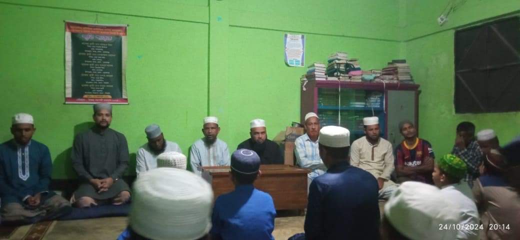 লালারগাঁও দাখিল মাদরাসায় সুপেয় পানির কম্প্রেসার প্রদান