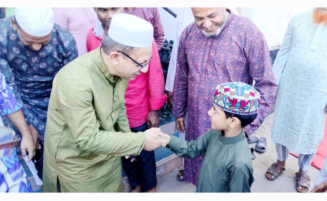 ফ্যাসিবাদী রাজনীতি চিরতরে নির্মূল করতে হবে: মুক্তাদির