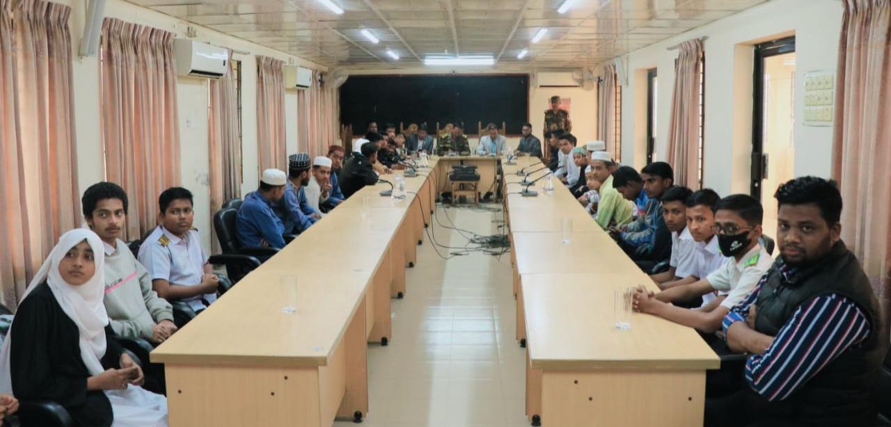 ছাতকে শিক্ষার্থীদের সাথে সেনাবাহিনীর মতবিনিময় সভা