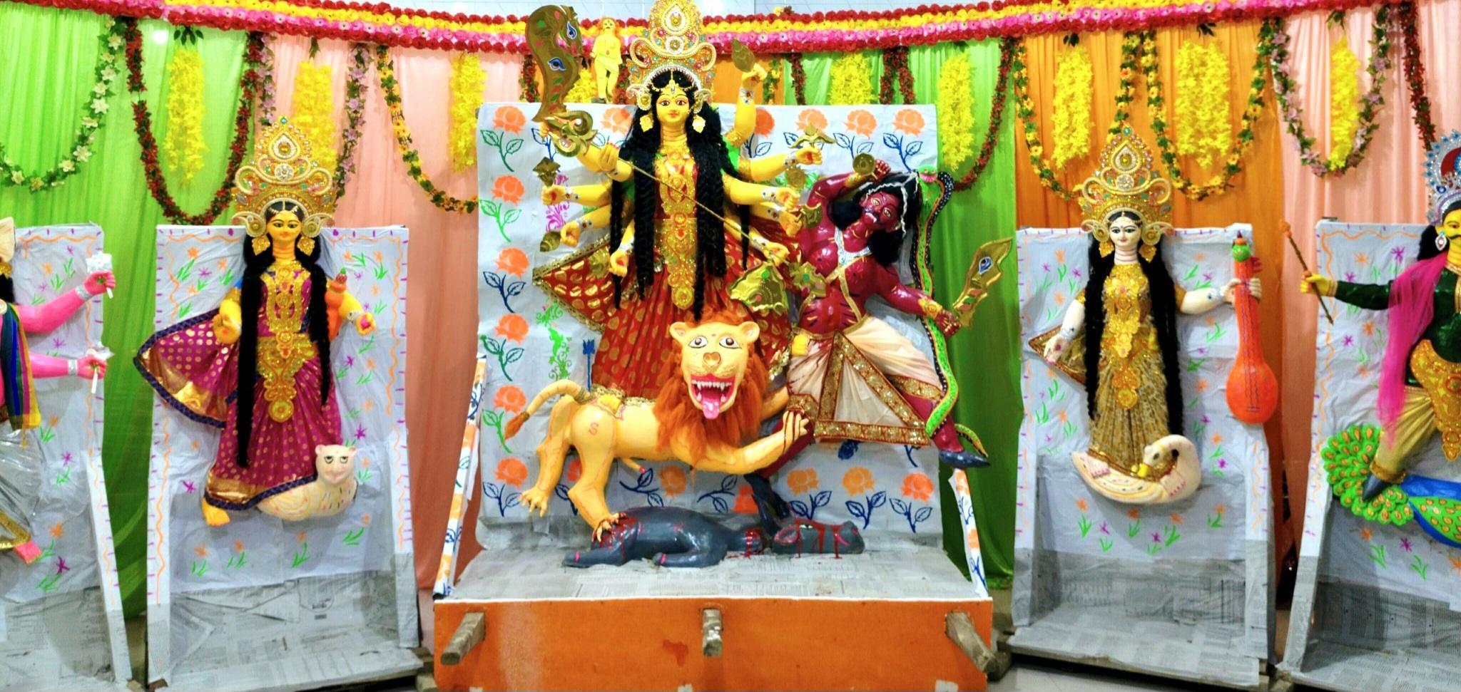 ষষ্ঠী পূজার মধ্য দিয়ে শারদীয় দুর্গোৎসব শুরু: জৈন্তাপুরে শারদ উৎসবে ১৯ মণ্ডপ