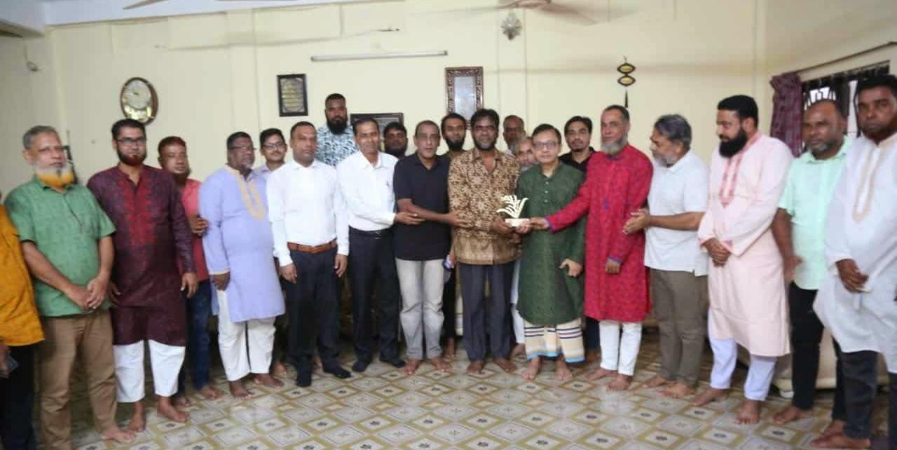 খন্দকার আব্দুল মুক্তাদিরের সাথে সিলেট জেলা তাঁতীদল নেতৃবৃন্দের সৌজন্য সাক্ষাৎ