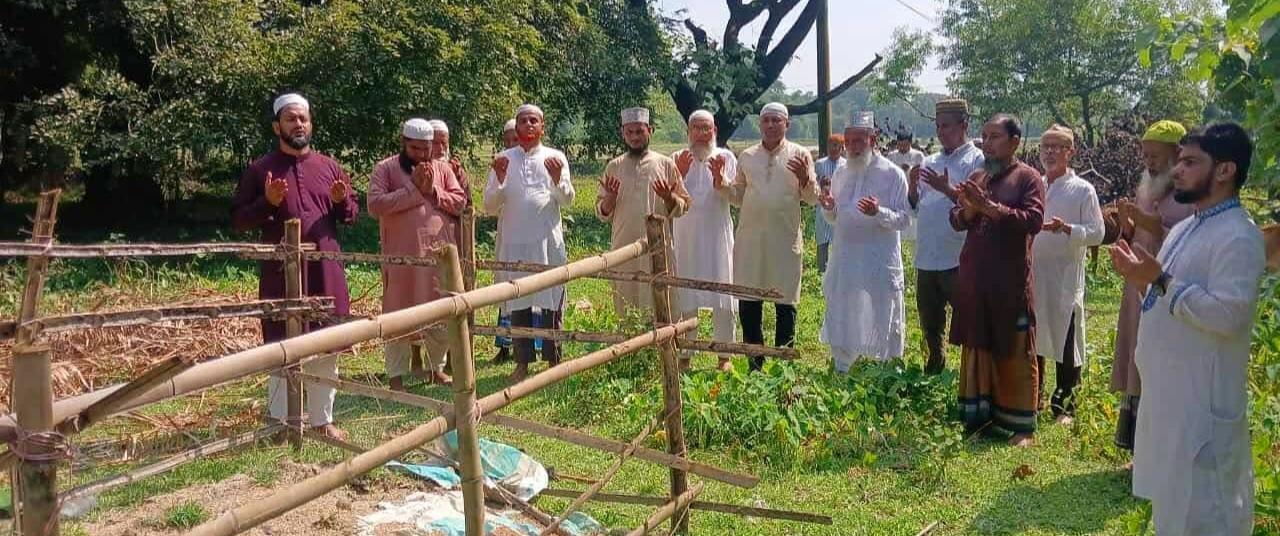 মোস্তাক গাজীনগরীর কবর জিয়ারতে এডভোকেট ইয়াছিন খান — ন্যায়বিচারের লড়াইয়ে ঐক্যের আহ্বান