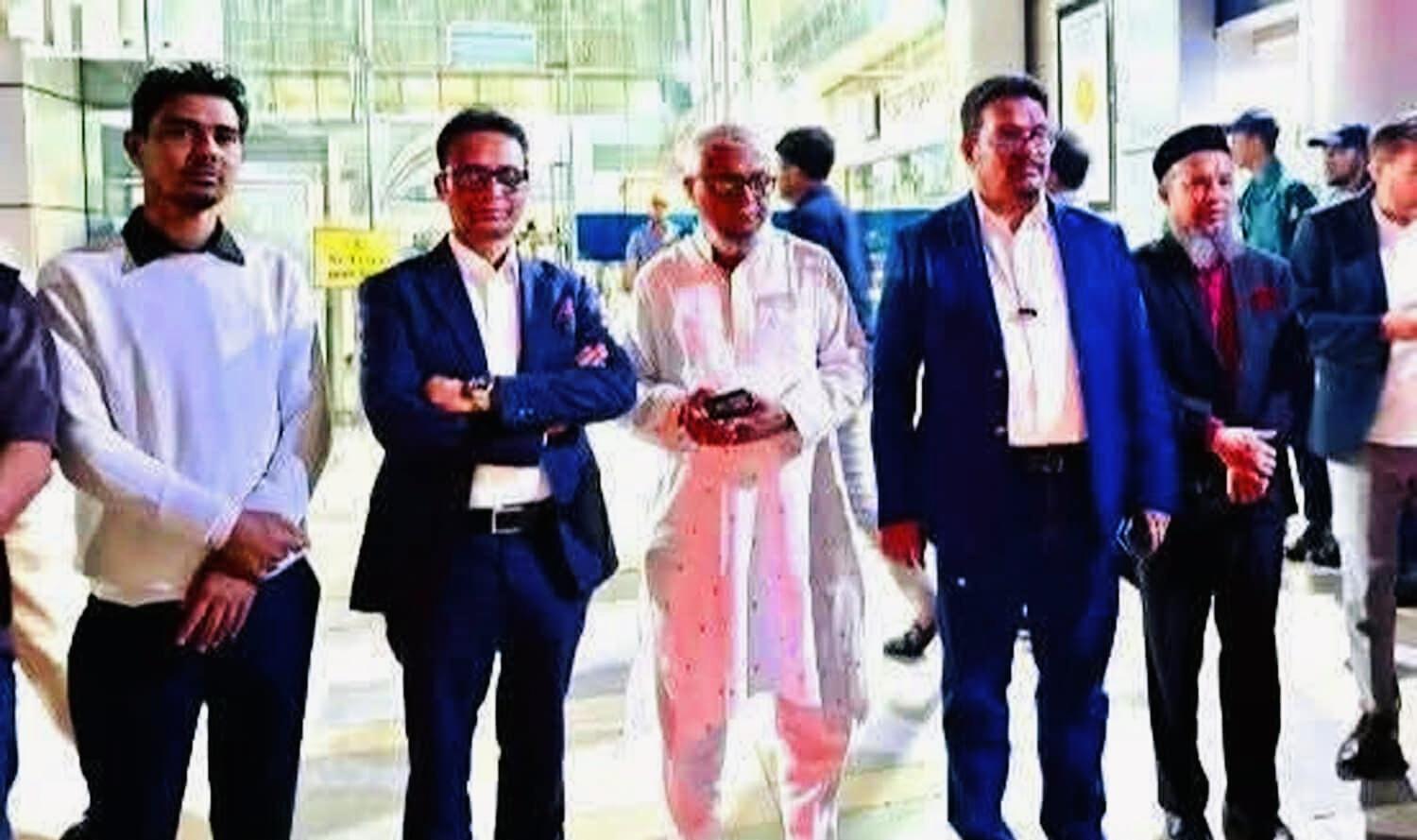 বেগম খালেদা জিয়ার চিকিৎসার খবর নিতে ঢাকায় আরিফুল হক চৌধুরী