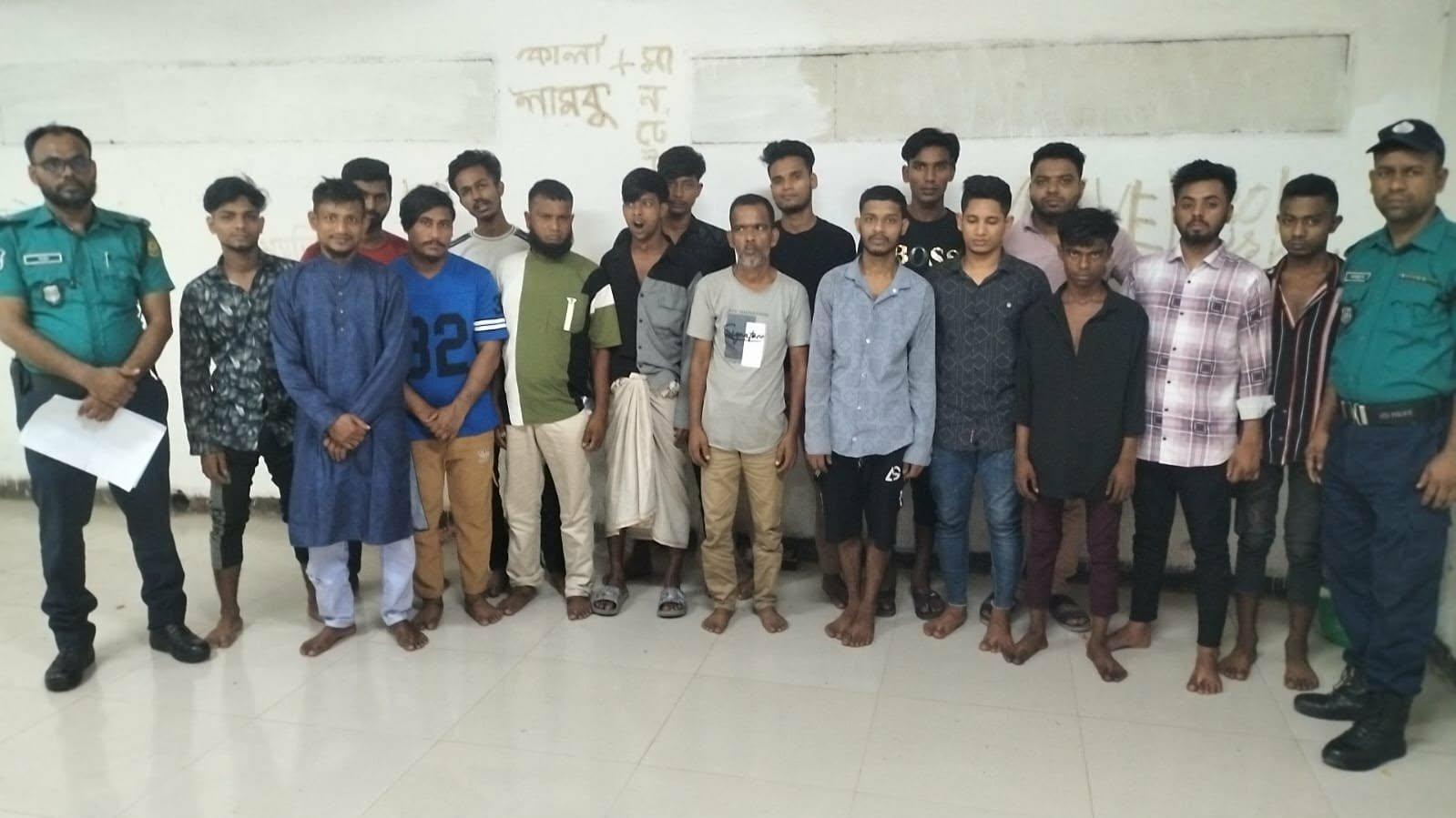 মোহাম্মদপুর থানা পুলিশের বিশেষ অভিযানে বিভিন্ন অপরাধে জড়িত ১৮ জন গ্রেফতার