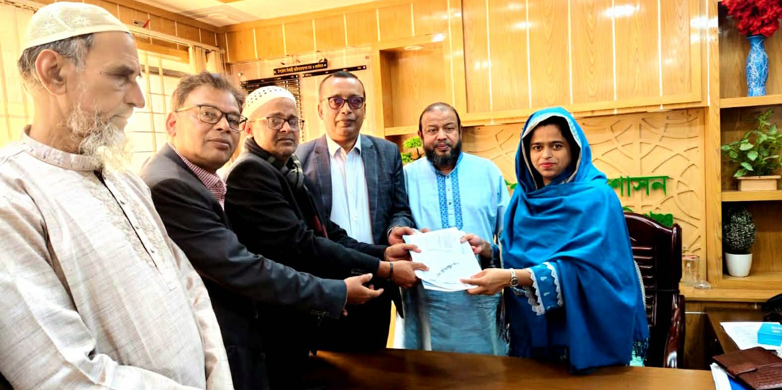 হবিগঞ্জ-২ আসনে বিএনপি মনোনীত প্রার্থী ডা. সাখাওয়াত হাসান জীবনের পক্ষে মনোনয়ন ফরম সংগ্রহ