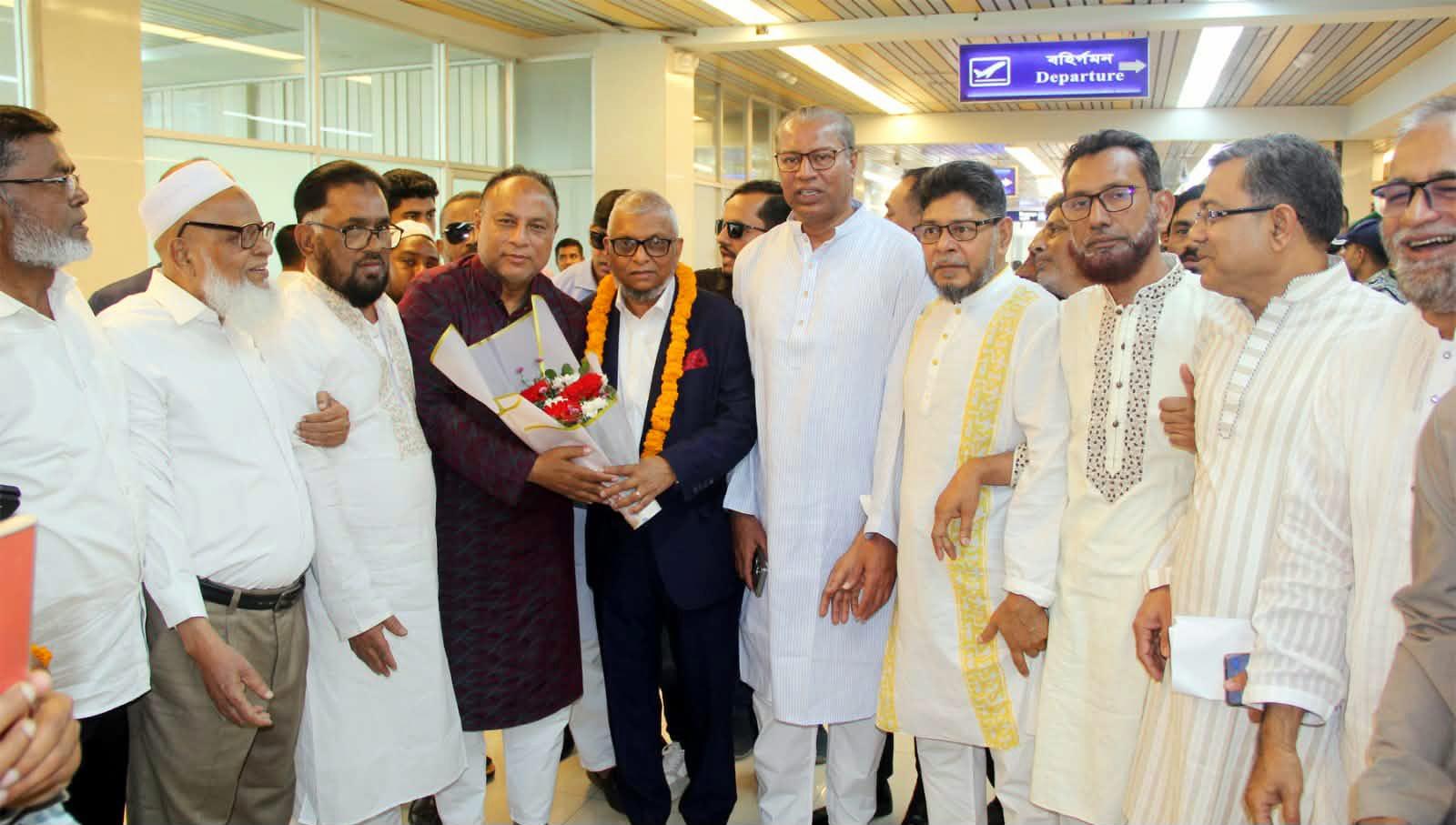 মন্ত্রী নয়, আপনাদের সেবক হিসেবে কাজ করতে চাই -আরিফুল হক চৌধুরী