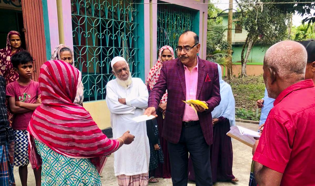নুরুন নাহার ফাউন্ডেশনের পক্ষ থেকে ঈদ উপলক্ষে নগদ অর্থ বিতরণ