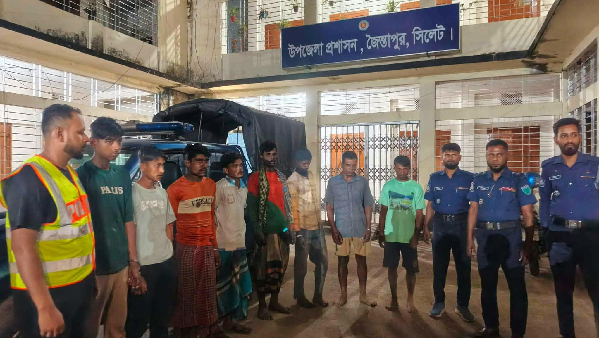 জৈন্তাপুরে ফসলি জমি ধ্বংস করে বালু উত্তোলন: ৮ জন আটক, বিভিন্ন মেয়াদে কারাদণ্ড
