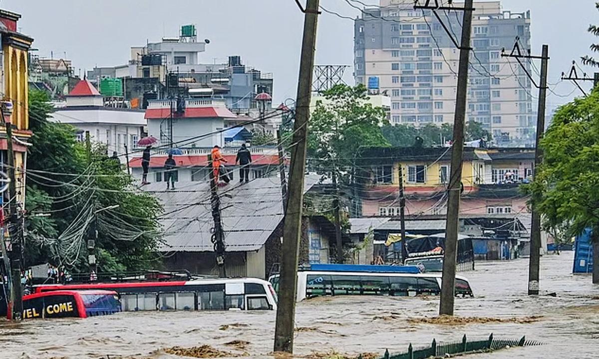 নেপালে আকস্মিক বন্যায় নিহত বেড়ে ২৮৯, নিখোঁজ ৮৪৫