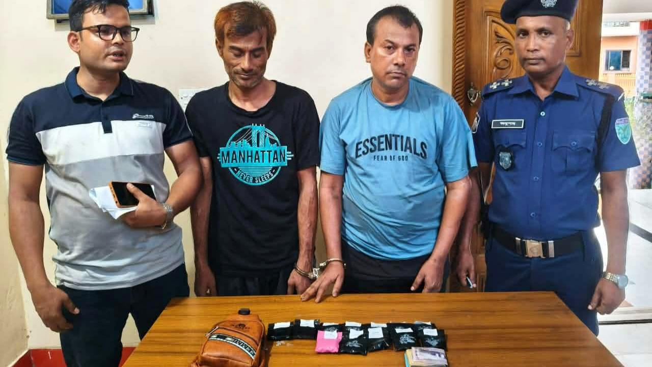 গোলাপগঞ্জে ২১০০ পিস ইয়াবাসহ দুইজন আটক, উদ্ধার ৩১ হাজার ৩০০ টাকা
